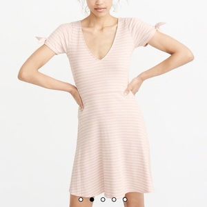 Abercrombie & Fitch dress